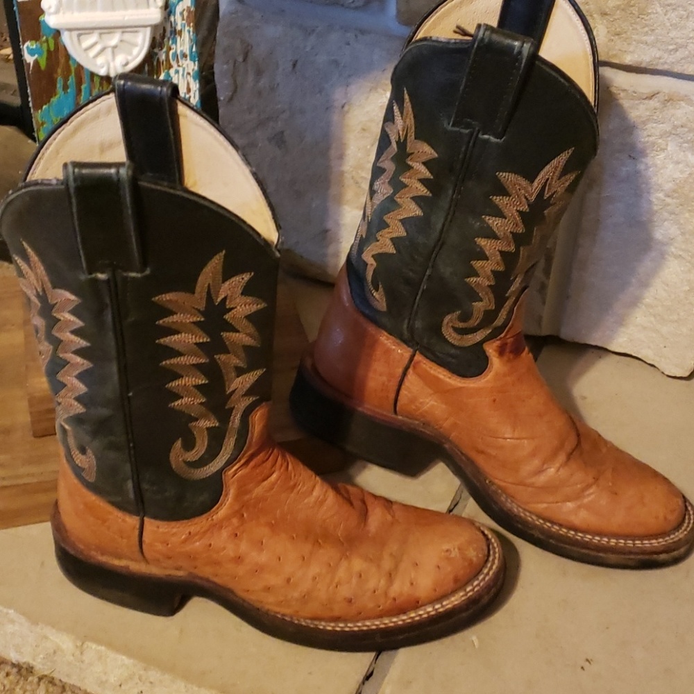Ostrich quill Justin Boots